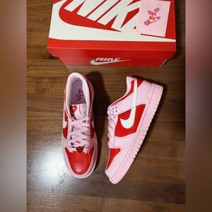 Nike Dunk Low GS Pink Valentine’s Day Big Kids Size 6.5 /Women's Size 8 Casual